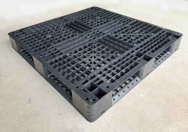 PALLET NHỰA 1200X1200X150 mới 100%