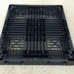Pallet nhựa đen 1100x1300x120 mm 2