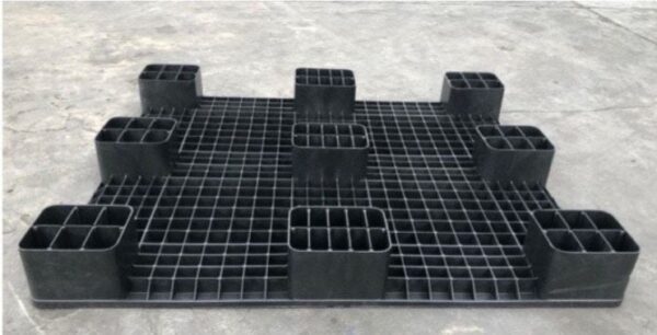 Pallet nhựa đen mặt phẳng  1000x1200x140  mới 100% - Image 3